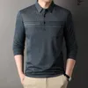Fashion Mens Polo rayé Collier de bouton mâle T-shirt Tops à manches longues décontractées 240403