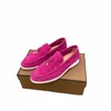 Designer Suede Loro Casual Chores Sneakers de loisirs Brand Flats Trainers Fomen Femmes Round Toe Mandis Mental Decor Chic Slip on Het Sole Taille 35 - 45 Q8U1 #