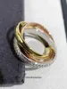 Anneaux de bijoux de créateurs haut de gamme pour femmes Carter V Gold New Three Ring Three Color Ring With Diamond pour hommes et femmes Ring à trois éléments trois trois couples style 1: 1