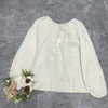 Blouses des femmes johnature printemps été creux de femmes occasionnelles Tops 2024 vintage mori lâche