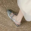 Klädskor kvinnor patent läder låg häl Mary Jane Sandals 2024 Summer Ankle Straps Platform Woman Silver Square Toe Heeled