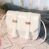 ショルダーバッグ2024ファッショントレンド女性ワニ穀物バッグミニPUクロスボディ調整可能な磁気バックル携帯電話ハンドバッグ財布
