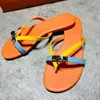 Slippers eenvoudige en comfortabele vrouwelijke zomer Koreaanse mode casual slijtvaste niet-slip slip flopflops ademende strand