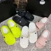 New Slippers designer sandals ladies summer flat beach luxury slippers letter drag Platform Fashion brand Men Women Sandals Slippers