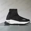 Tênis de meias Men Woman Designer Plataforma de tênis clássica Sapato Sapato 3D Treinadores de malha brancos Black Graffiti Cushion Sapato casual Tamanho 36-46 com caixa No017b