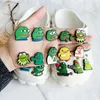 25Colors Funny Frog Anime Charms Wholesale Enfance Memories Game Dony Cartoon Cartoon Charmes Accessoires de chaussures