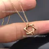 Luxury Tiffenny Designer Brand Pendant Colliers Tijias Nouveau collier six étoiles pour les femmes Personnalité Simple Elegant Style Chaîne de col minimal sans traces