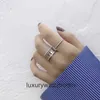 High End smyckringar för VanCleff Womens Creative Design Sense Round Bead Wide Edge Ring Mens and Womens Plain Ring Signature Ring Set Ring Ring Original 1: 1 Med logotyp