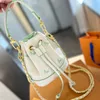 Designer bag The Bucket Bag Evening Bags Shoulder Bags Women Shoulder Handbags Tote Bags Designer Fashion Famous Cross Body Wholesale Embossing Drawstring 16cm