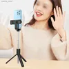 Selfie monopods Téléphone portable Sétille Trépied Bluetooth Remote sans fil Self Stick Téléphone support avec une lumière de remplissage de beauté pour le téléphone Y240418 Y281RJ