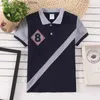 T-shirts Nieuwe jongen Summer Childrens Polo Shirt gestreepte kinderen Polo shirt Brits stijl Fashionable Boy Designer Clothing School Uniform Top Q240418