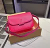 디자이너 Buci 가방 여성 크로스 바디 숄더 가방 체인 지갑 지갑 숙녀 끈 쉬운 파우치 스트랩 지갑 편지 줄무늬 고급 브랜드 핸드백