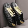 Scarpe casual uomini Black Club Party Man Lace Up Sneakers Genuina in pelle maschio Male Lac-up Flat Men's maschi