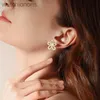 Boucles d'oreilles de créateur originales de la qualité supérieure de qualité supérieure zirconium incrusté cinq boucles d'oreilles de fleur de pétale s Sterling Silver Needle Bijoux avec logo