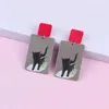 Outro gato de lua nova gato preto gato de gato de moda simples acrílica Personalidade Brincos geométricos para mulheres 240419