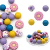 Lien bracelets en silicone perles de silicone pêche les fleurs blanches façonnent l'espaceur de perle en vrac avec une corde élastique