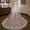 Vrai image Bling Bling Cathedral Train Veaux nuptiaux Luxury Lace Lace Lace Sequins perle Veaux de mariage en ivoire High Quailty Accessoires 300M