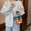 Seaux petits sacs à main pour les femmes Rubik's Cube Design Femmes sac à main carré Mini sac à main avec un sac à bandoulière en cuir de chaîne métallique