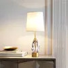 Bordslampor 8m mässingslampa Samtida kreativt skrivbordsbelysning Kristall LED -dekoration för hemmet