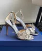 Роскошные дизайнерские мужчины Crystal aquazzura Margarita Sandals Shoes Floral-Embellisments Женщины шпильки на каблуках Lady Summer Luxury Walking Eu35-43 с коробкой