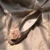 캐주얼 신발 패션 스웨이드 발레 플랫 여성을위한 카키 싱글 싱글 우아한 수제 꽃 라오피스 얕은 디자이너 드레스