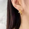 Boucles d'oreilles délicates boucles d'oreille de mode créatrices simples pour l'homme pour femmes en forme de C en forme de boucles d'oreilles à ongles lisses en forme de C vintage