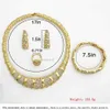 Hänghalsband Dubai smycken set för kvinnor 18k guldpläterad lyxhalsband örhängen armband och ringset smycken för bröllopsfest trender 240419