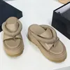 Sommer Frauen Prise Toe Flip Flops Runway Hot Sale Modemarke Designer Plattform außerhalb der Walkinghöhe Zunehmende weibliche neue Designer -Hausschuhe