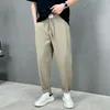 Abiti da uomo pantaloni di seta ghiacciata estiva per uomo streetwear liscia gamba dritta versatile traspirante traspirante