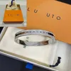 Brand Charm Boutique Bangle High Quality Love Gift Bracelet Spring Leisure Style New Womens Stainless Steel Bangle With Box