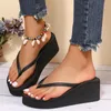 Summer Wedge Flip Flops für Frauen 2023 Modeclip Zehenplattform Pantoffeln Frau Leicht dicke Boden nicht Slip Beach Sandalen 240416