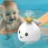 Sand spielen Wasser Spaß Baby Bad Spielzeug Wale Elektrische induktive Wasserspraykugel mit leichtem Badezimmer Badewanne Schwimmspielzeug für Kleinkindkinder Kinder L416