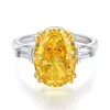 Anello solitario S925 Anello di diamante giallo in argento sterling Womens Floro Ice Copia radiante 8A Zirconia Anello nuziale Banchetto D240419