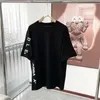 Włoski projektant Milan Designer Wysokiej jakości koszulka męska sto pary bawełniana T-shirt Summer cztery kolory kamizelka drukowania liter