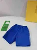 Beliebte Baby-Tracksanzuiten Jungen kurzärmeliger Anzug Kinder Designer Kleidung Größe 100-160 cm UFO Muster gedrucktes T-Shirt und blaue Shorts 24April