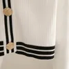 Designer trendy Frauenpullover-Strickjacke für modische Pullover High-End-Jacquard Jacket Pure Cotton Herbst/Winterbrief Pullover hochwertiger Mantel