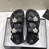 Prachtige Denim Rhinestone Magic Stick Sandals Dames Summer Luxury merk Designer Dia's Flat Heel Maat 35 tot 40