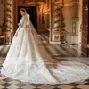 Princesa High Neck A Línea Vestidos de novia mangas de mangas largas Apliques Royal Bridal Gowns Capilla Train Árabe Dubai Precioso vestido de novia 2024