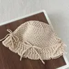 Boinas verão primavera crochê de crochê chapéu de mulher viaja acampamento, levando Po Handmade Fluppy com decalques de Bowknot para menina