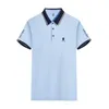 Herr t-shirts 2024 Vår/sommarmens golfskjorta avslappnad kortärmad logo golf sportkläder snabbtorkning strumpor andningsbar polo t-shirt topp j240419