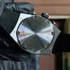 Designer Uhr Wache für Männer Automatische mechanische Bewegung Uhren 44mm Hardlex Glass Calender Watch Gummi -Streifen Montre de Luxe Fashion Watch