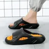 Pantofole più di dimensioni uomini scivoli morbidi da uomo comfort maschi sandali estivi da spiaggia massaggio non slip man clandes