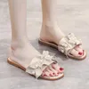 Slippers 2024 Summer Women 1cm كعب منخفض مضخات عتيقة فاخرة أنيقة لؤلؤة مفتوحة القدم