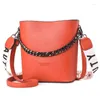 Väskväskor för kvinnor handväska kreativitet mode enkelhet fast färg en axel kedja pu breda axlar messenger