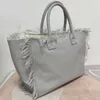 Bolsas de noite - Mulheres de luxo 2024 Moda Tassel Design Denim Letter Bolsa de grande capacidade Bolsa de compras ombro casual