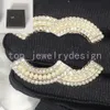 Top Sell Brooch Designer Jewelry Pin Crystal Pearl Snowflake Letter Pins Design Brand 18k Gold Charm Men Womens Wedding Party Clothing Accessories with Box