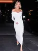 Lässige Kleider eleganter Slashhalsfalten Langarm weißer Abend für Frauen 2024 Frühling von Schulter Bodycon Rückenless Partykleid