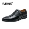 Casual Shoes Men Oxford Brogue Modna oddychająca skóra krowa 38-48 Rozmiar chłopców Czarny miękki na zewnątrz zimowe muły sukienki