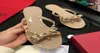 New Woman Summer Sandals Rivets big bowknot Flip Flops Beach Sandalias Femininas Flat Jelly Designer Sandals4177344