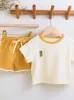 Version coréenne des vêtements pour enfants, style mince d'été, deux pièces en coton pur décontracté pour garçons et filles, t-shirt et shorts brodés de dessins animés